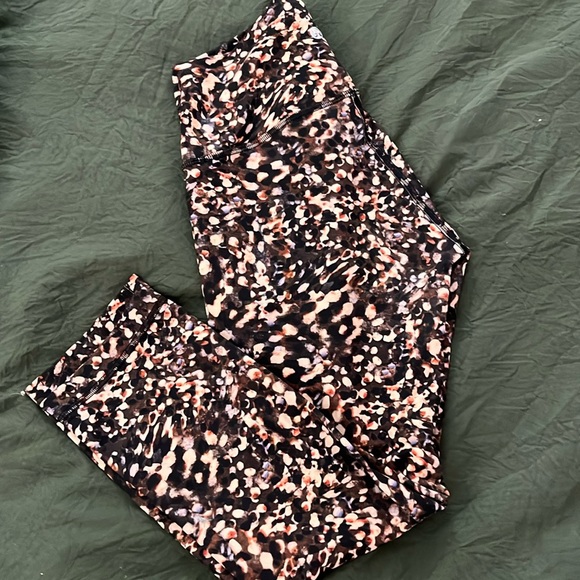 WUNDER TRAIN HIGH-RISE CROP 21" - Motion Flux Multi - Picture 1 of 2